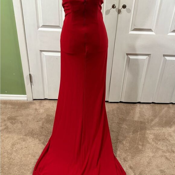 Anny Lee Red and Gold Embellished Gown - Picture 4 of 7